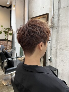 ヴィップルーム(viproom) ビジネスマン/スパイラルパーマ/フェードカット簡単スタイリング