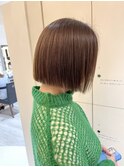 ストレートパーマ切りっぱなしボブ