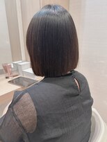 コーエン(cowen)&nbsp;美髪ミニボブ暗めカラーオフィスヘア切りっぱなしボブアラフィフ