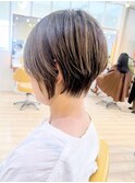 【morio成増 セリザワ】くびれショート 白髪ぼかしハイライト