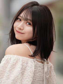 レイリー 原宿 表参道(Rayreee) ふんわり柔らか内巻きミディアム透明感カラー