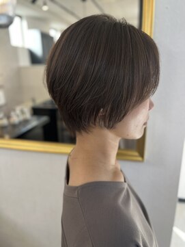 ファイブ ノーヴル カラット(5 Noble ct.) フェミニンマッシュショート/町田