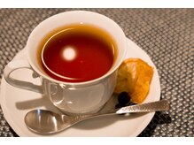 美容室くわはらの雰囲気（健康な美髪へと繋がるドリンクを飲んでゆったりクオリティタイム）