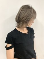 マスカリ(muscali)&nbsp;#イメチェン#外ハネボブ#丸型#ホワイトグレージュ#ミニウルフa6