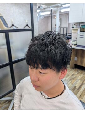 ティーズ バーバー T's BARBER 2ブロックナチュラルパーマ