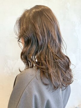 エリマバイフィフス 調布(elima by fifth) 調布ダブルカラーミディアムボブベージュアッシュブラウンカラー