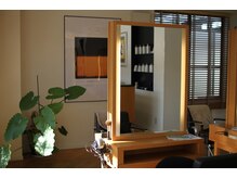 サロンドヘック(salon de hec.)