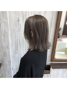 ヘアサロン オスカー(hair salon Oscar) 透明感のあるハニーベージュ外ハネボブ