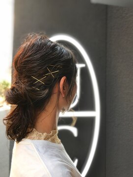 ウィーク 梅田(UiiC) 夏ヘアセット アレンジ