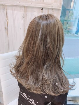 ウーロス(uros.) ハイライト☆グラデーション