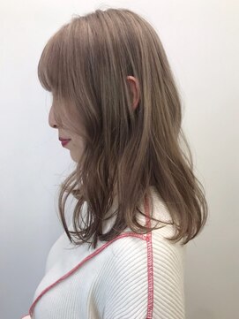 アイティー バイ アルバム 中野店(IT by ALBUM) _ベージュロング_ウェーブパーマフォギーベージュ_ba279143