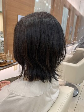 イマージュ アヴェダ 八王子店(Image AVEDA) 外はねウルフカット