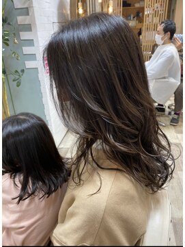 クート(ku-to+) 『南浦和』サイドにだけレイヤースタイル