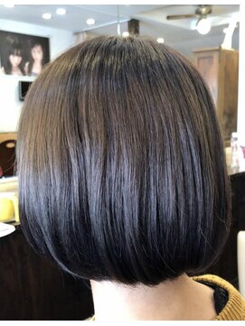 シャンプーボーイアネックス(SHAMPOO BOY Annex) 王道ボブ