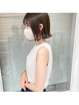 ミント(mint) ボブ/切りっぱなしボブ/インナーカラー/オリーブカラー