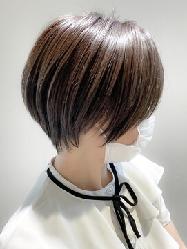 フィーユ(feey) 【武蔵新城 束感ショート】feey