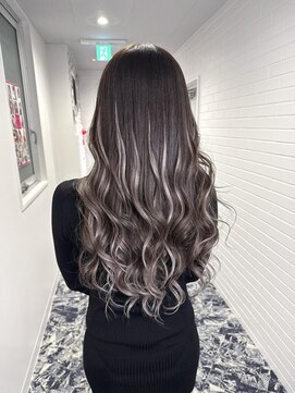 ブランシスヘアー(Bulansis Hair) シルバーハイライト