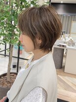 ヨール(YOL)&nbsp;大人可愛いショート/小顔/ハイライト/白髪ぼかし/30代/40代