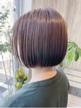 モウ ライフヘアー(MOW LIFE HAIR)の写真/あなたの理想を叶える「艶さら」ストレート。しなやかな手触りと美しい仕上がりで思わず触れたくなる髪へ