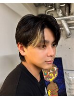 ノラ シブヤ(NORA)&nbsp;センターパートメンズ韓国ヘアメンズハイライト刈り上げなし