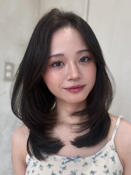 アフロート ルヴア(AFLOAT RUVUA) 彩*上品で可愛いお色気セミディ♪新宿前髪顔周りレイヤー韓国風