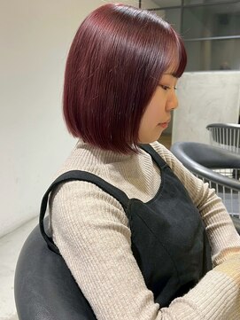 ピンクベージュ