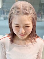 デコラ DECOR&nbsp;透明感ピンクベージュの淡色ヘア