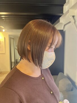ロナ 岡崎竜美丘店(RONA) ショート/切りっぱなし/タッセルボブ