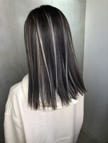 ルッソカルム(Lusso calme)&nbsp;アッシュブラック×ハイライト/30代40代50代