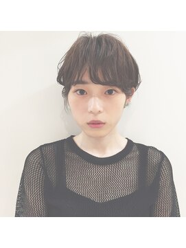 コクーン(Cocoon) マーメイドアッシュの斜め前髪の大人ショート表参道Cocoon ACO☆