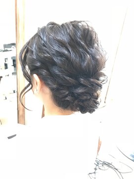 ロカット サロン(Roquat Salon) なみなみアップアレンジ【ヘアアレンジ　立川/立川南口/八王子】