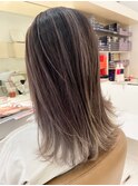 ミディアムバレイヤージュ