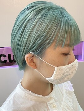 キューズ クラブ(cuz KLUB) 【cuzKLUB】ブリーチ×ミントグリーン【池袋】