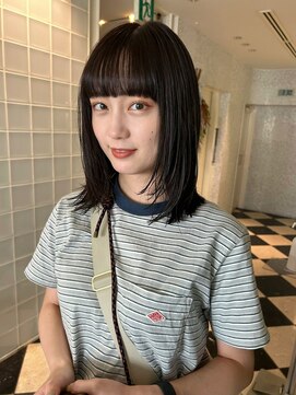 ラパンセヴェール(LA PENSEE VERT) 黒髪/透明感カラー/ぱっつん前髪