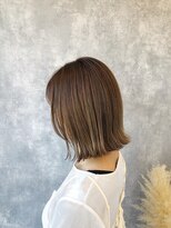 ヘアアンドメイク ムーア(Muuua) ミルクティーベージュ＋白髪ぼかしハイライト＋ボブ