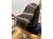 エマヘアーアアトリエ(Emma hair Atelier)
