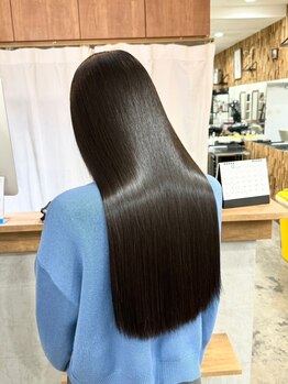 リヴ オオサカ(LIV OSAKA)の写真/【梅田/大阪】悩みがある方必見！LIVの美髪矯正でうる艶ヘアに＊自宅に帰ってからも乾かすだけでまとまる♪