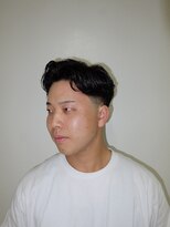 メリケンバーバーショップ トーキョー(MERICAN BARBERSHOP TYO)&nbsp;メンズカットサイドパートフェザーパーマスキンフェード