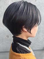 オーク 学芸大学(OAK)&nbsp;黒髪くびれショートヘア耳かけ丸みマッシュショート
