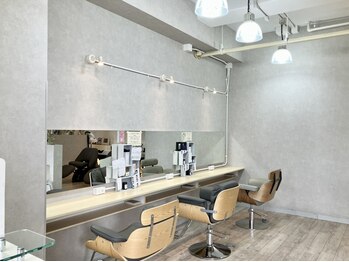 メーゼ(mese)の写真/【津市/江戸橋駅】経験豊富なスタッフのみ在籍/メンズ支持◎大型店が苦手な方も、少人数制の落ち着く空間◆