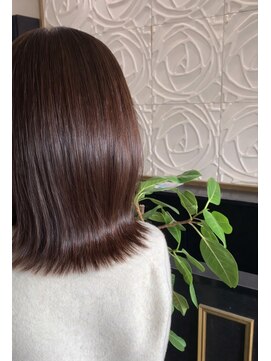 ドクターズサロン レラパール ボブ/ショート/髪質改善/外ハネボブ/重めショートボブ/艶髪/艶感