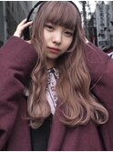 ピンクベージュにほんのりラベンダー