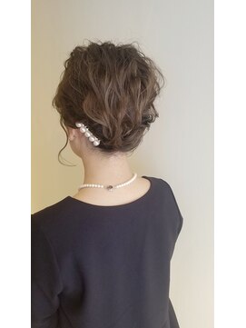 アバント(avant) ボブでもアップヘア