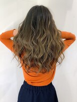 ナイン 麻布十番(NINE)&nbsp;☆オリーブバレイヤージュグラデーション☆