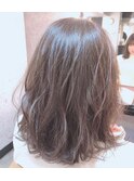 フォギーベージュ　透明感低ダメージカラー