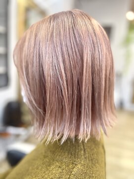 ヌード(NUDE) 「NUDE」#ラベージュ ピンクベージュ 切りっぱなしロブ