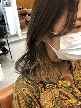 ネイヴィル(navile) イヤリングカラー