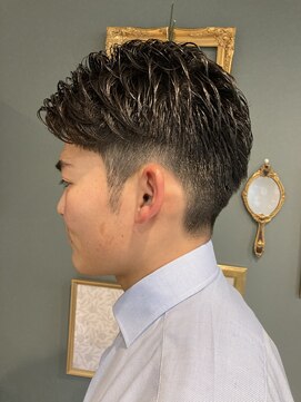 エミシア(emicia) メンズパーマ