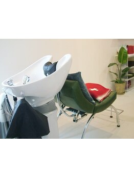 自慢のヘッドスパで日頃の疲れを癒しませんか？ほっとリラックスできるプライベートサロン♪