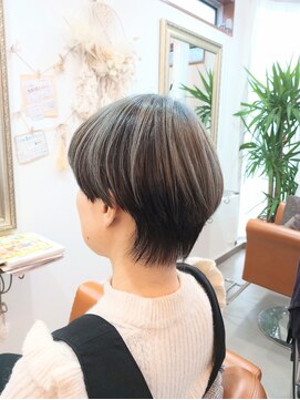 ラグラスヘア(LAGRAS HAIR) マッシュショートのアンブレラカラー☆